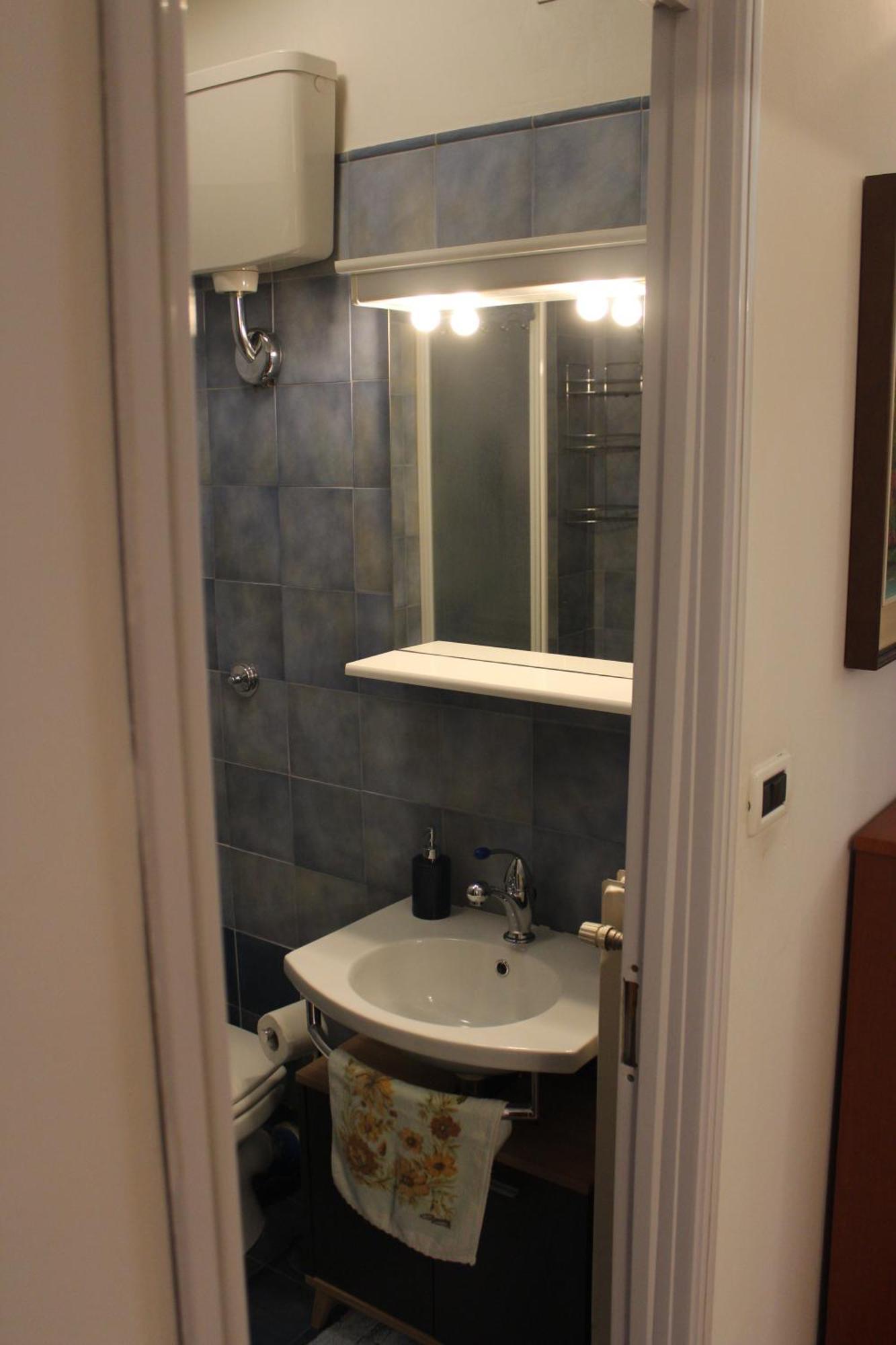 Casa Mira - Ampio, Fully Equipped E Zona Tranquilla Apartment Trieste Luaran gambar